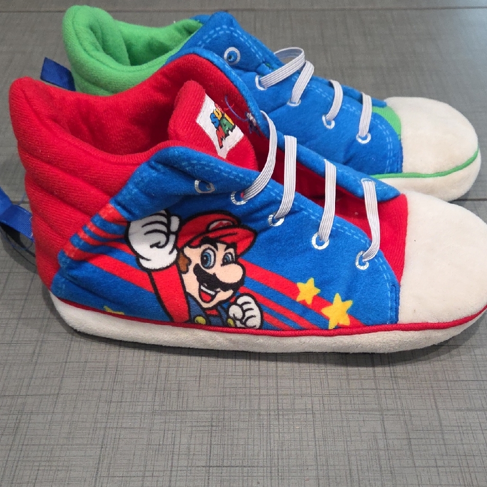 Super Msrio Nintendo Kids Slippers 2/3